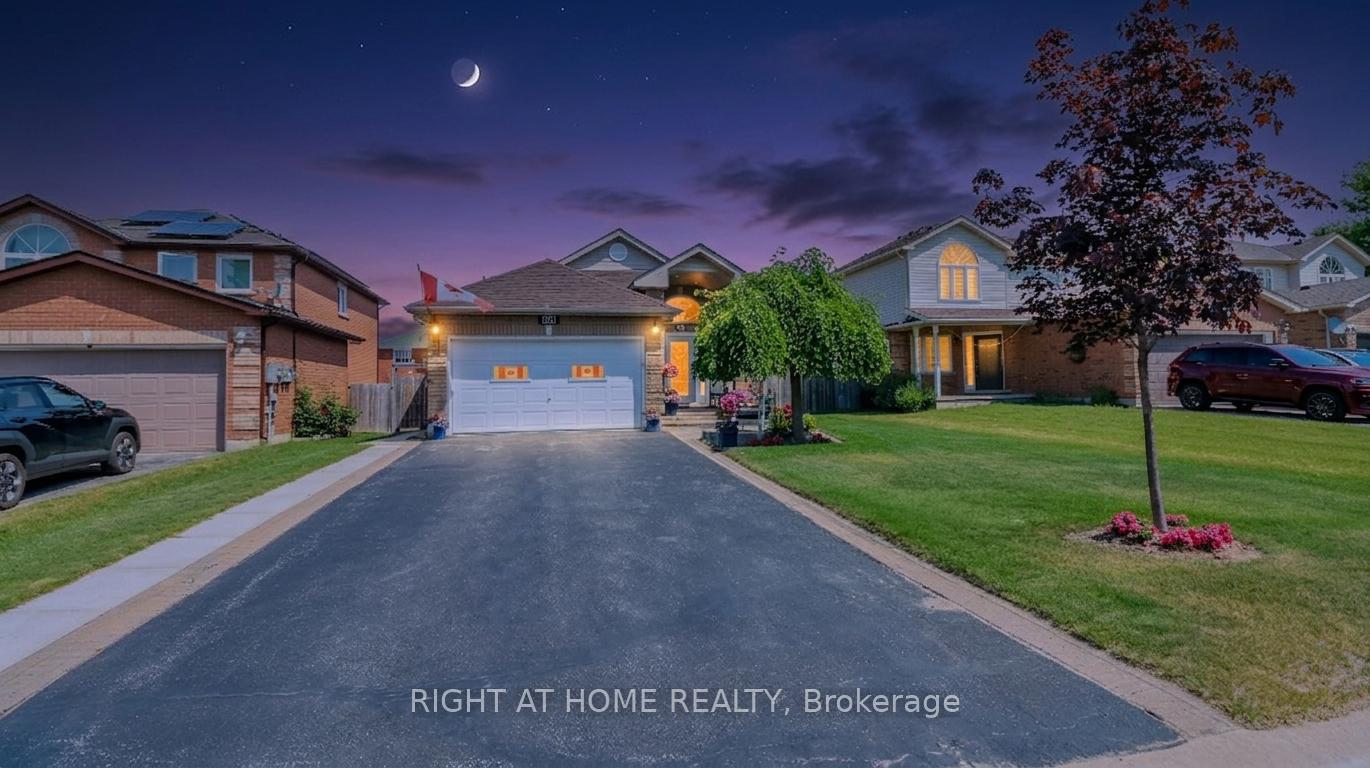 36-benjamin-lane-barrie-ontario-s13504556