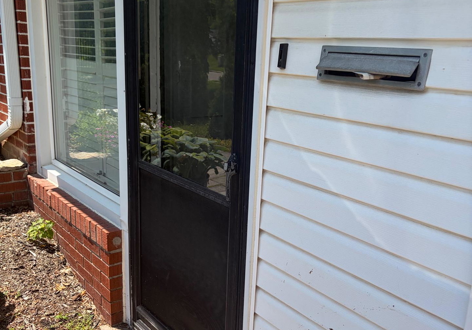 240-wellington-street-e-barrie-ontario-s13508732
