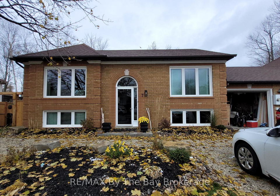 7-harbour-crescent-wasaga-beach-ontario-s13509688
