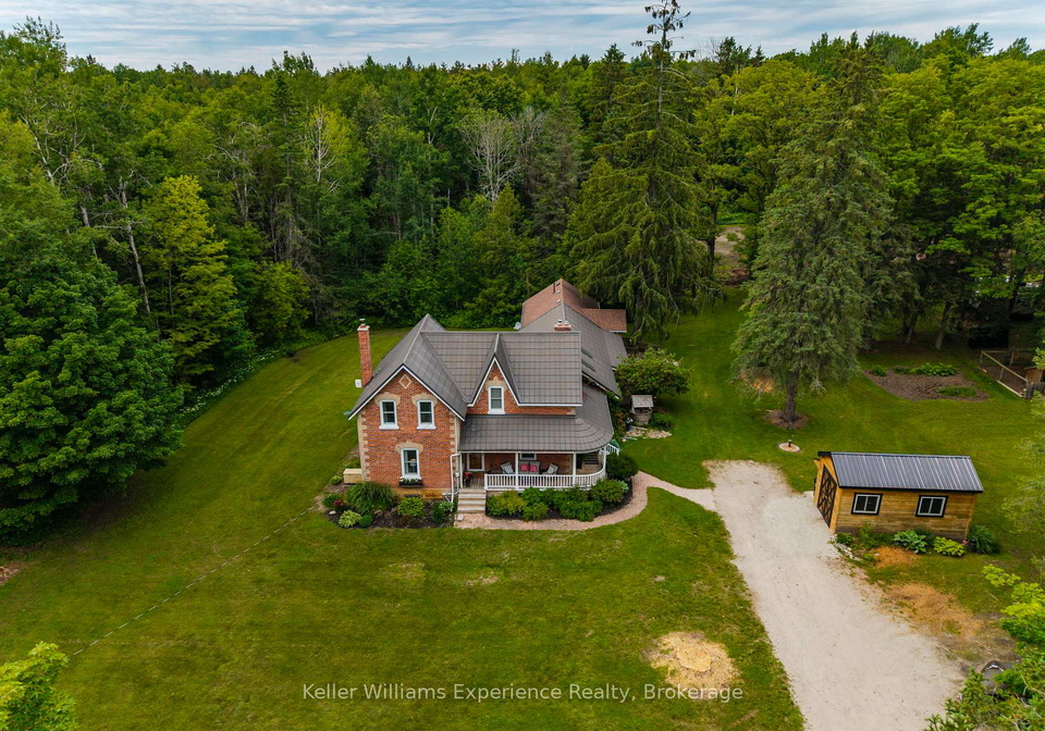 3744-flos-4-road-w-springwater-ontario-s13512170