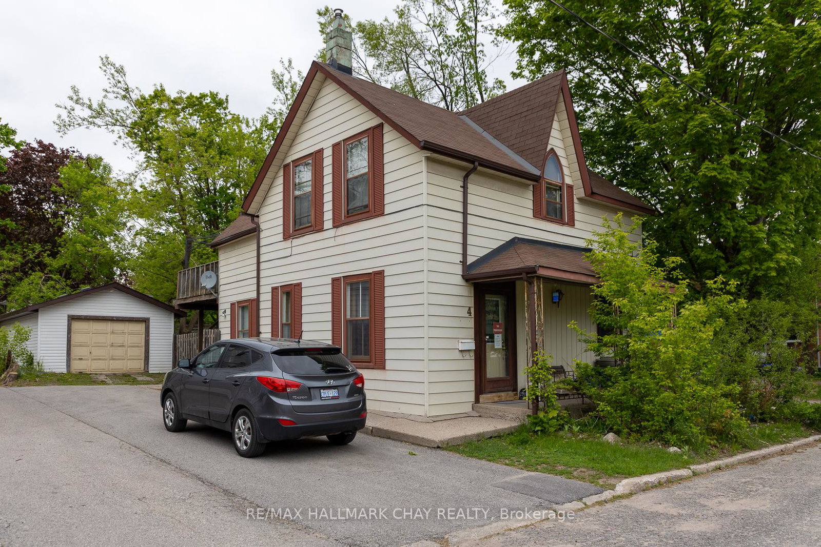 4-east-street-barrie-ontario-s13513886