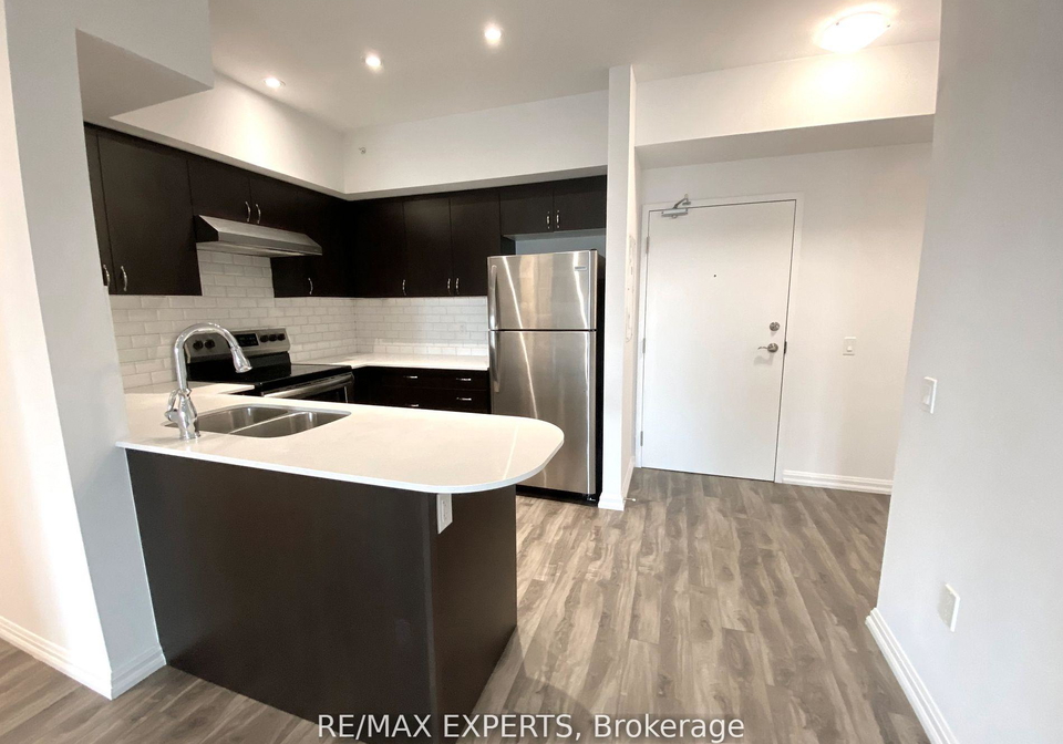 302-essa-road-barrie-ontario-s13514154