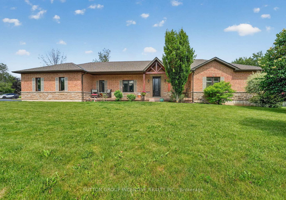 1-galrich-court-oro-medonte-ontario-s13516320