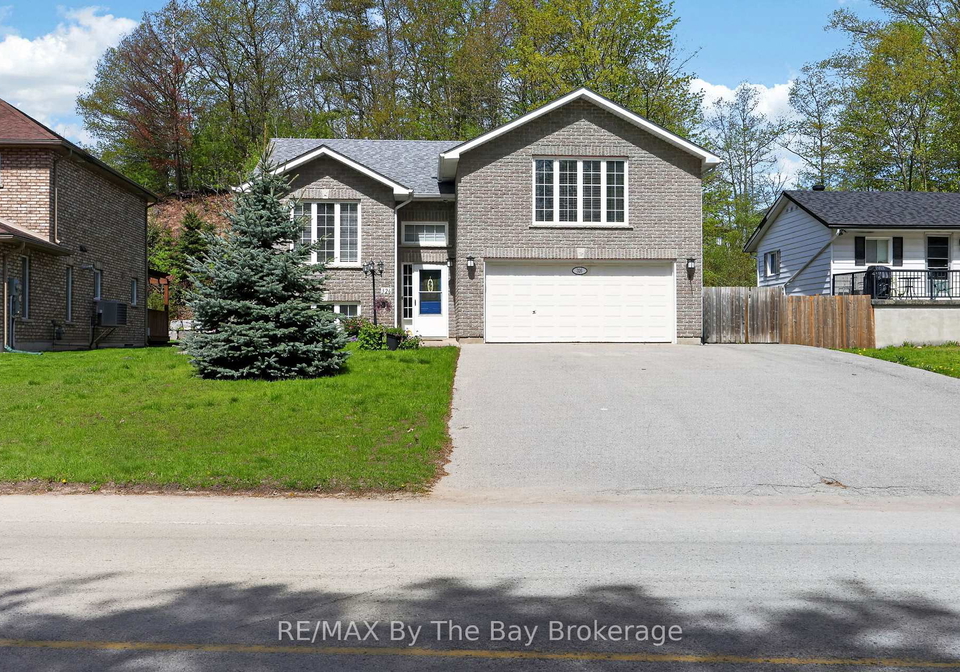 326-golf-course-road-wasaga-beach-ontario-s13516430