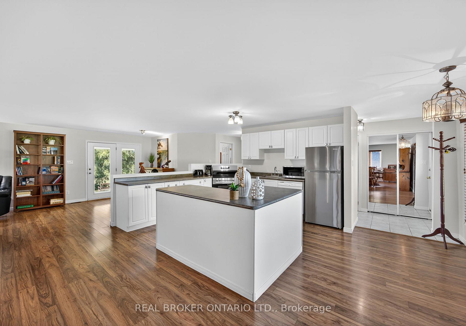 2174-atkinson-road-springwater-ontario-s13517216