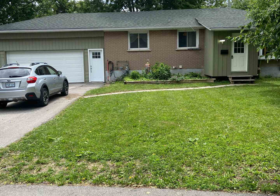 329-james-street-e-orillia-ontario-s13517662