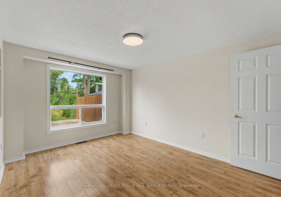 334-dunsmore-lane-barrie-ontario-s13518072
