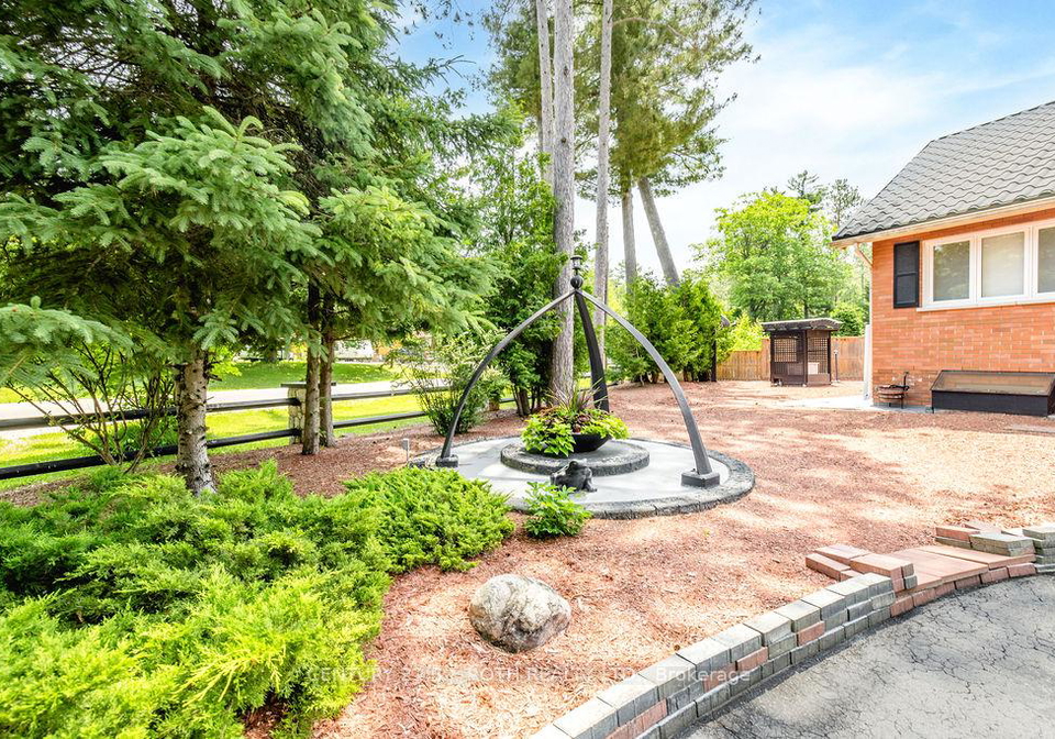 31-robern-avenue-tiny-ontario-s13518302