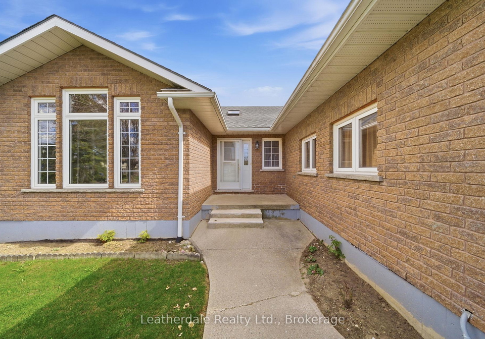 3-rosemary-road-orillia-ontario-s13519314