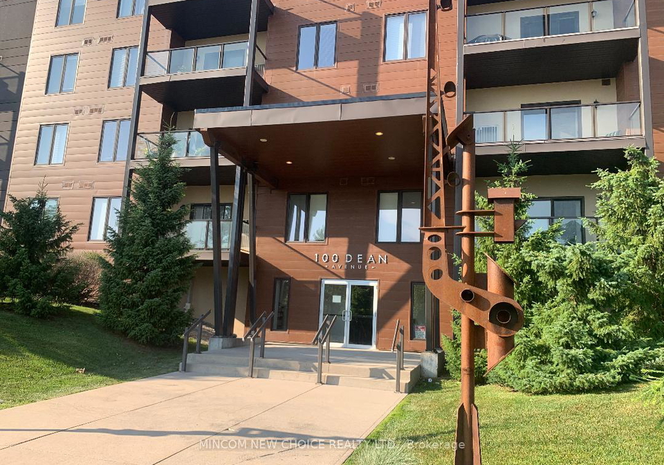 100-dean-avenue-barrie-ontario-s13520296