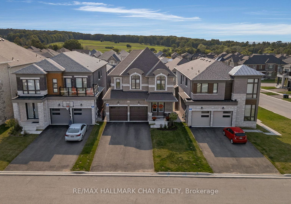 4-periwinkle-road-springwater-ontario-s13521134