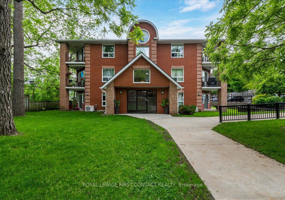 131-clapperton-street-barrie-ontario-s13521982