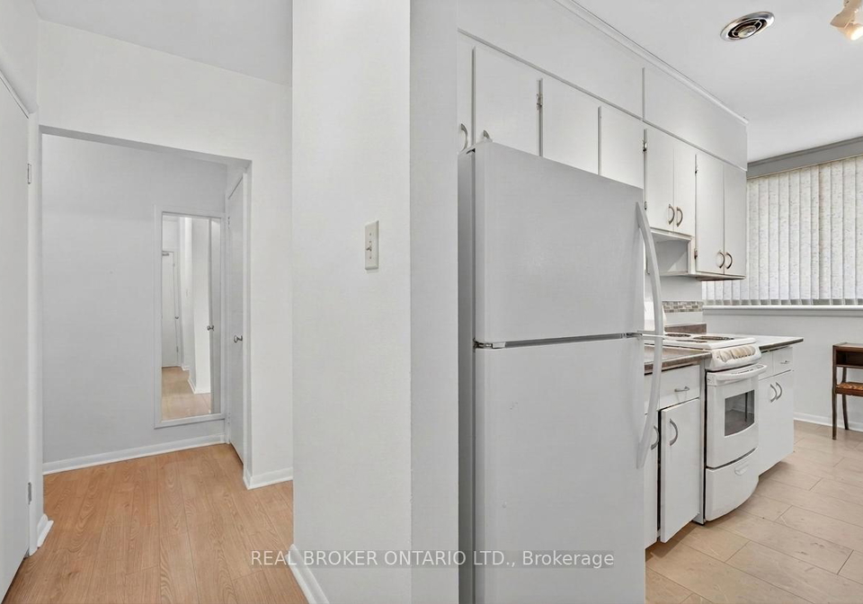 8-westmount-drive-s-orillia-ontario-s13522664