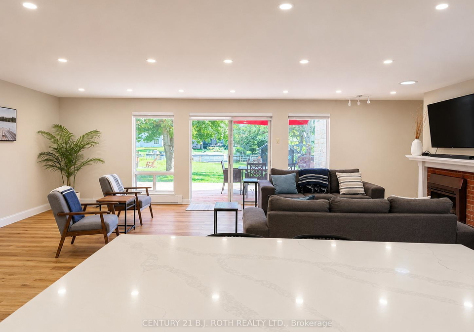 7-pinetree-court-ramara-ontario-s13523016