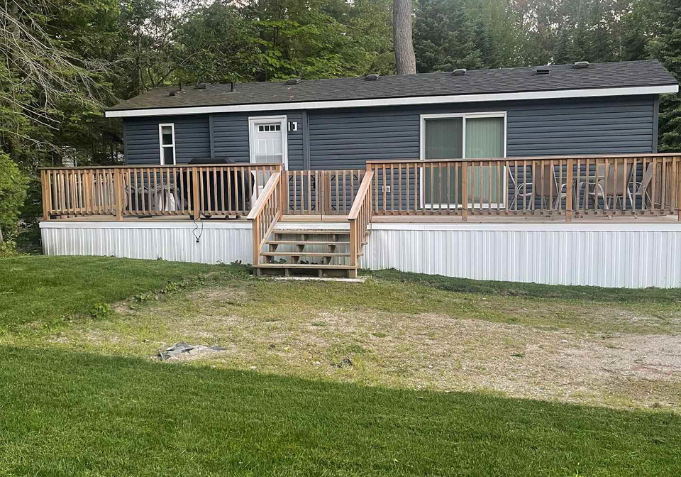 85-theme-park-drive-wasaga-beach-ontario-s13523246