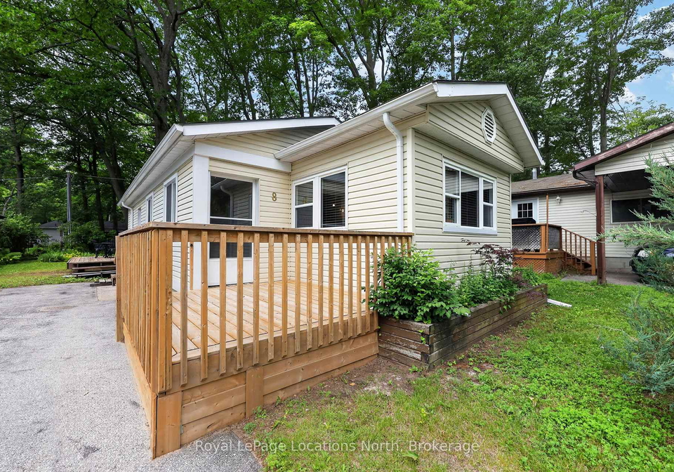 8-shaw-street-wasaga-beach-ontario-s13523534