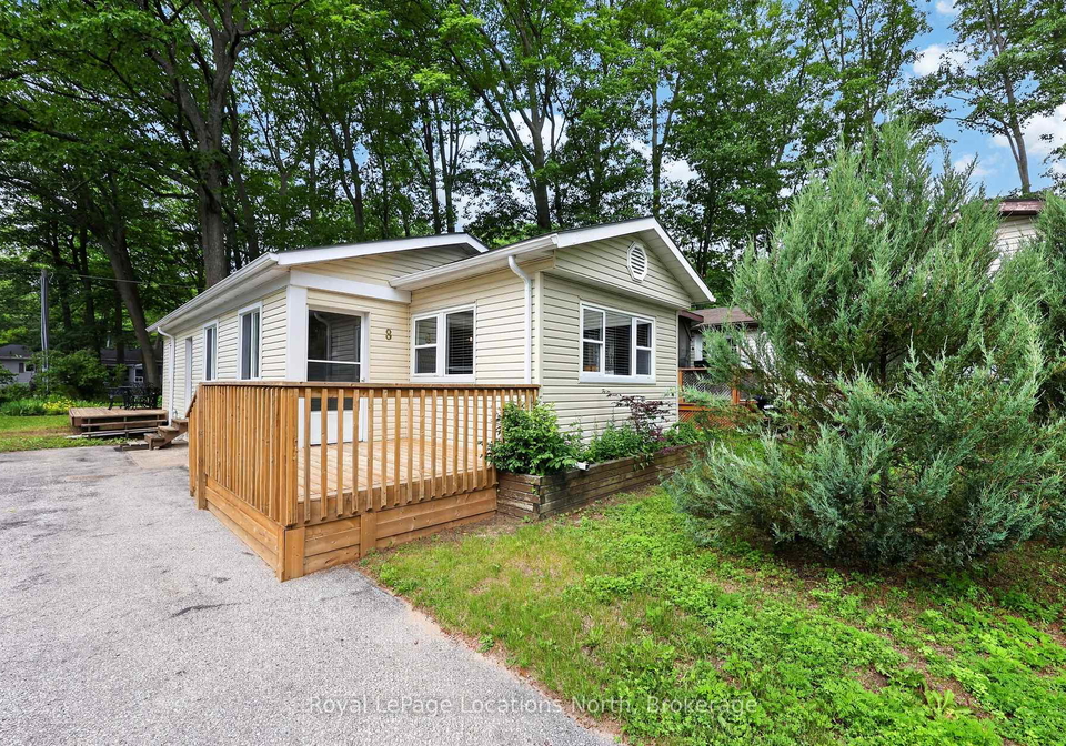 8-shaw-street-wasaga-beach-ontario-s13523534