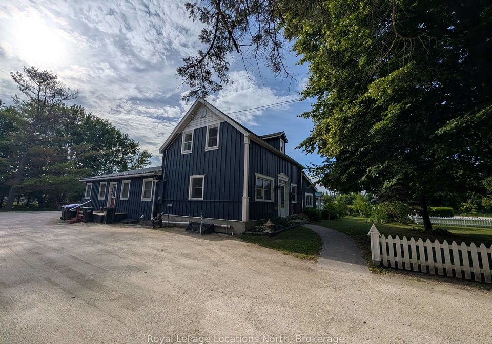 236-phillips-street-s-clearview-ontario-s13526274