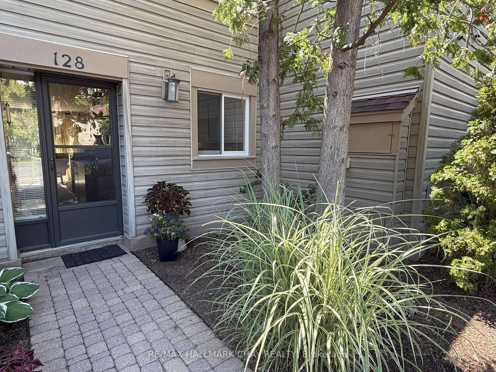128-escarpment-crescent-collingwood-ontario-s13527162