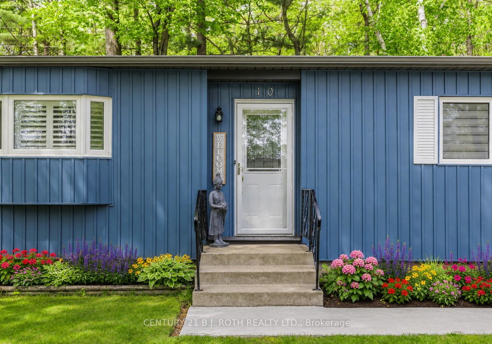 10-allen-drive-n-wasaga-beach-ontario-s13528674