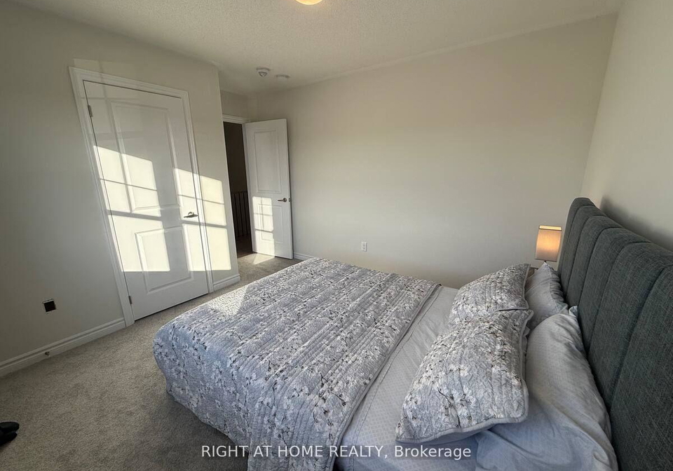 28-federica-crescent-wasaga-beach-ontario-s13530718