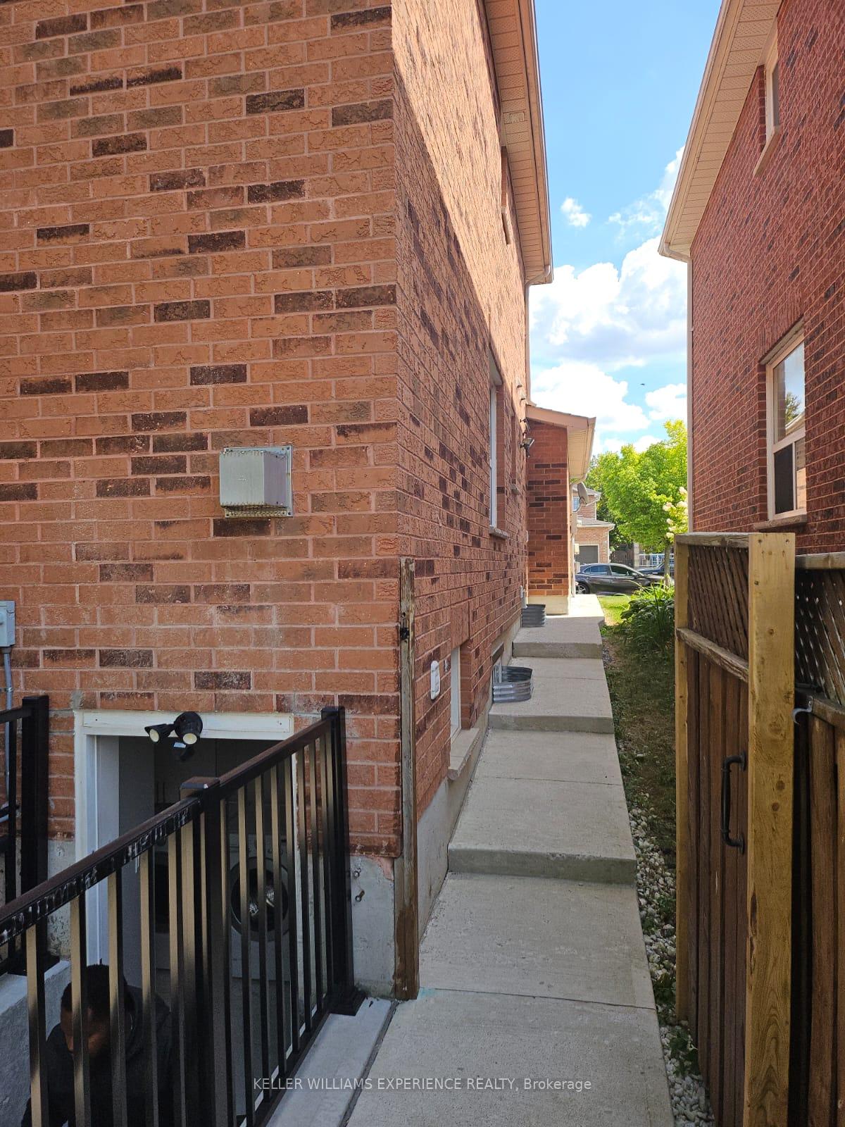 8-grace-crescent-barrie-ontario-s13530736