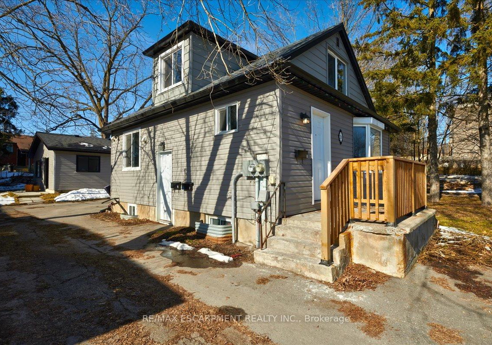 210-owen-street-barrie-ontario-s13533118