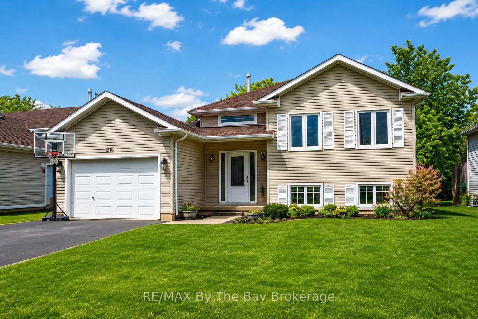 215-montreal-street-clearview-ontario-s13533242