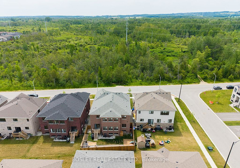 259-centre-street-clearview-ontario-s13533560