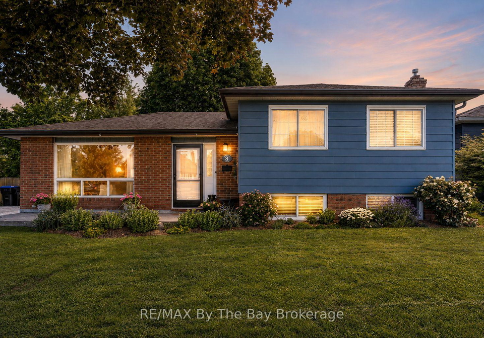 8-harben-court-collingwood-ontario-s13537290