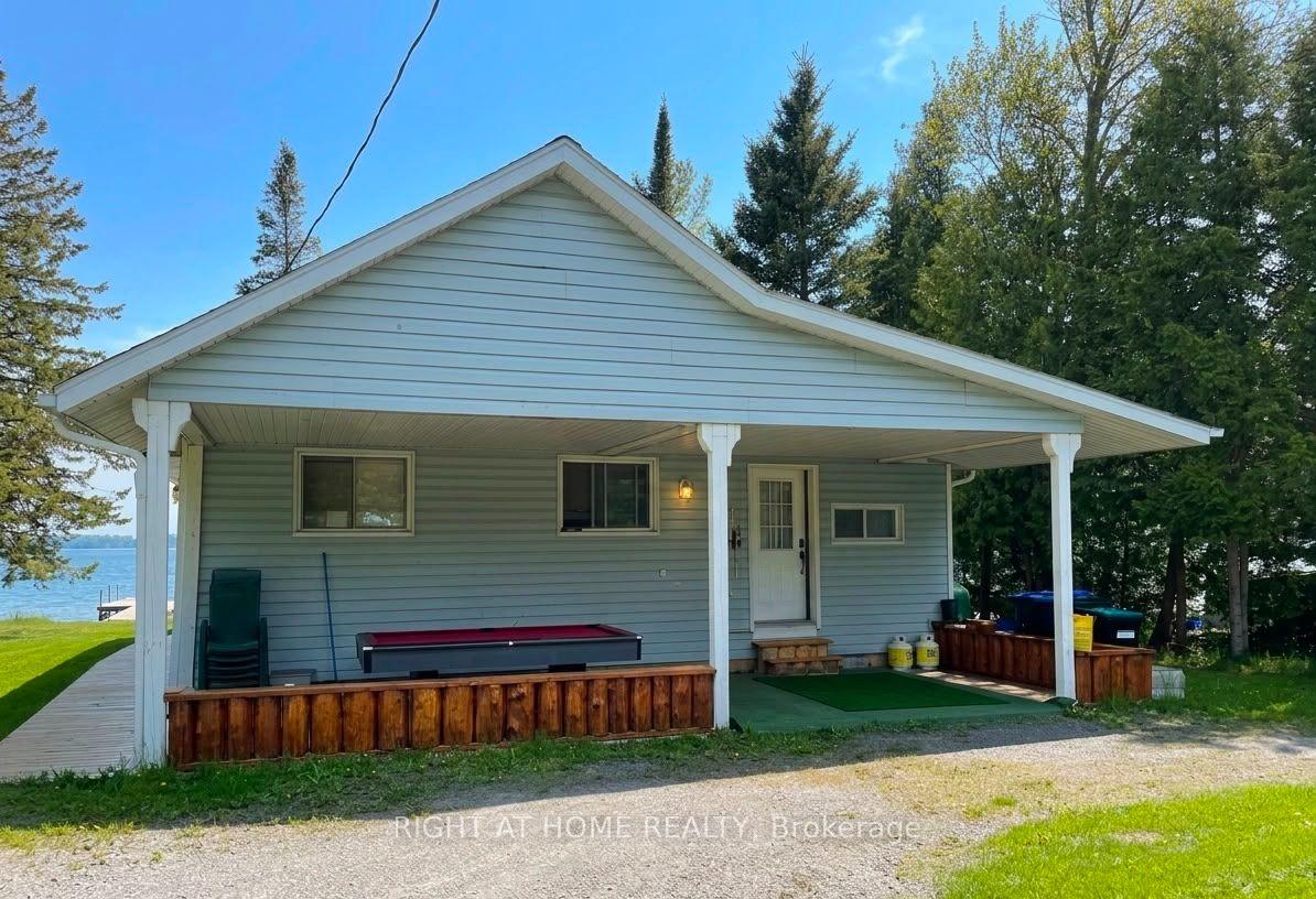 5470-penetanguishene-road-springwater-ontario-s13537462