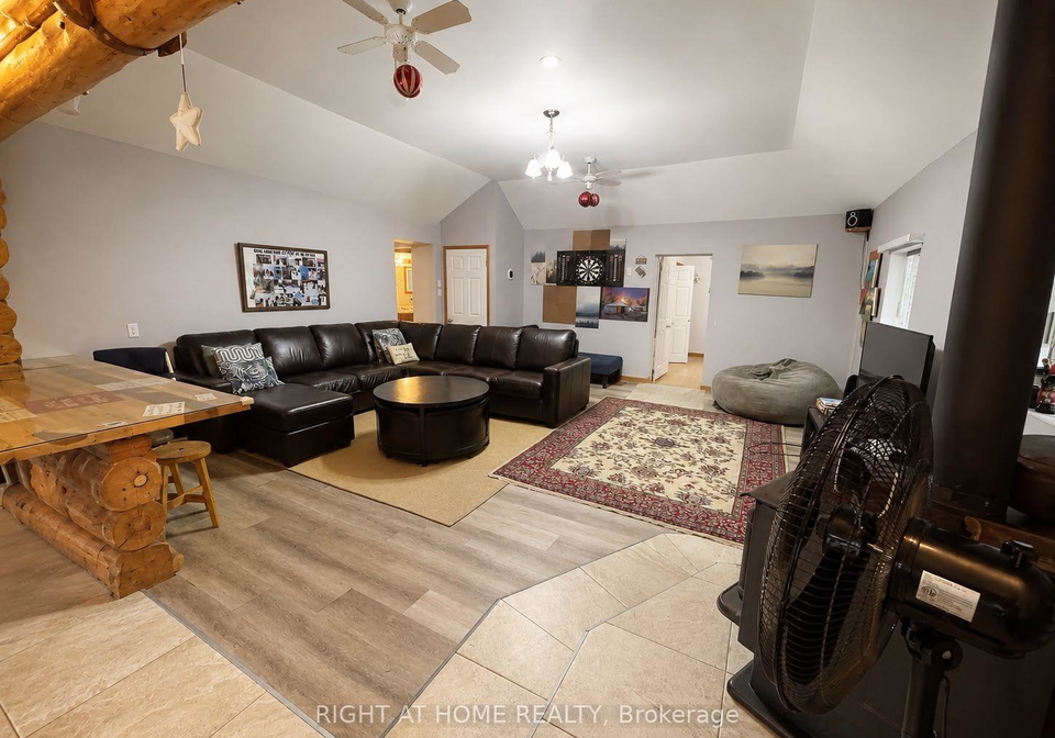 5470-penetanguishene-road-springwater-ontario-s13537462
