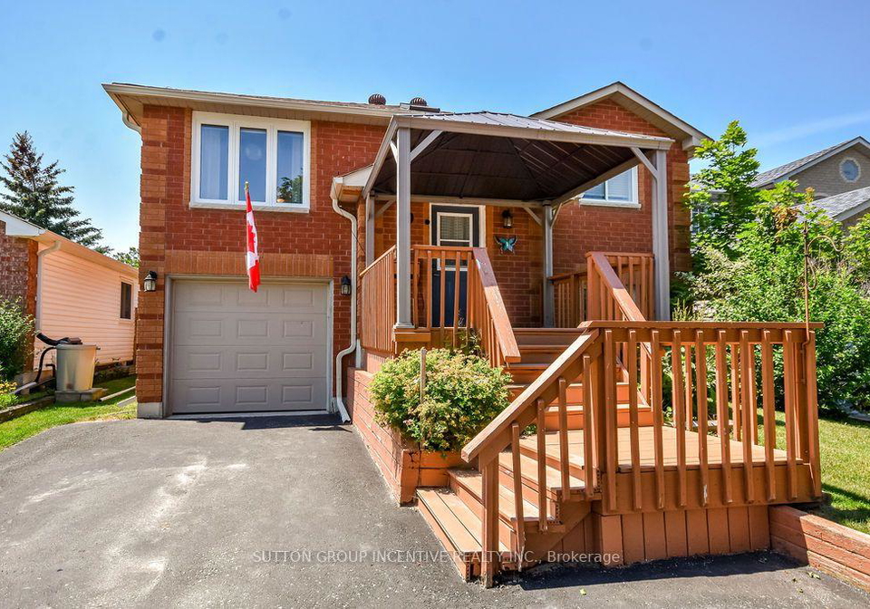 10-palling-lane-barrie-ontario-s13538082