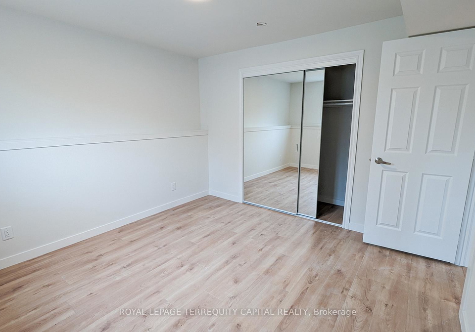 34-mcconkey-place-barrie-ontario-s13538332
