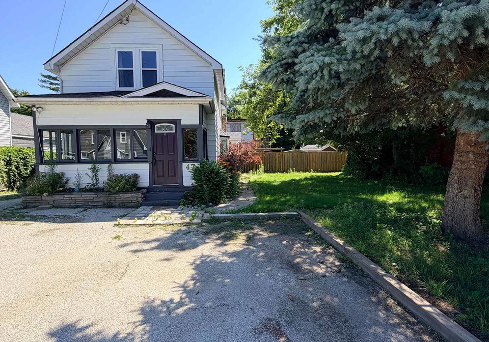 47-market-street-collingwood-ontario-s13538642