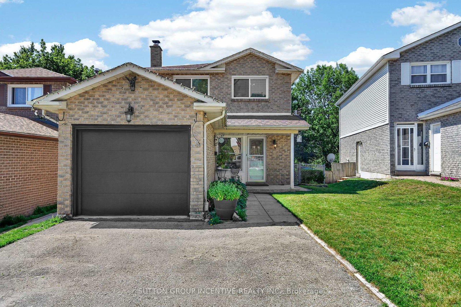 26-fox-run-barrie-ontario-s13542792