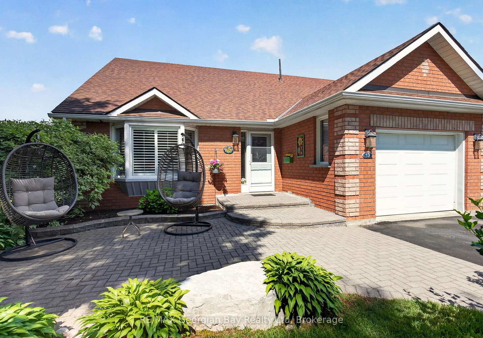 90-burke-street-penetanguishene-ontario-s13544356