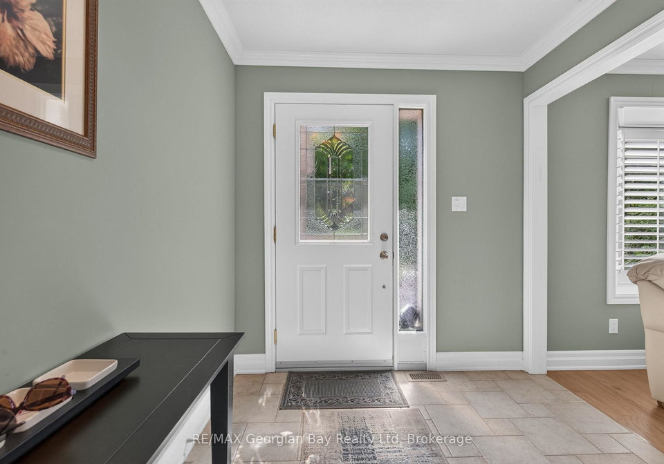 90-burke-street-penetanguishene-ontario-s13544356