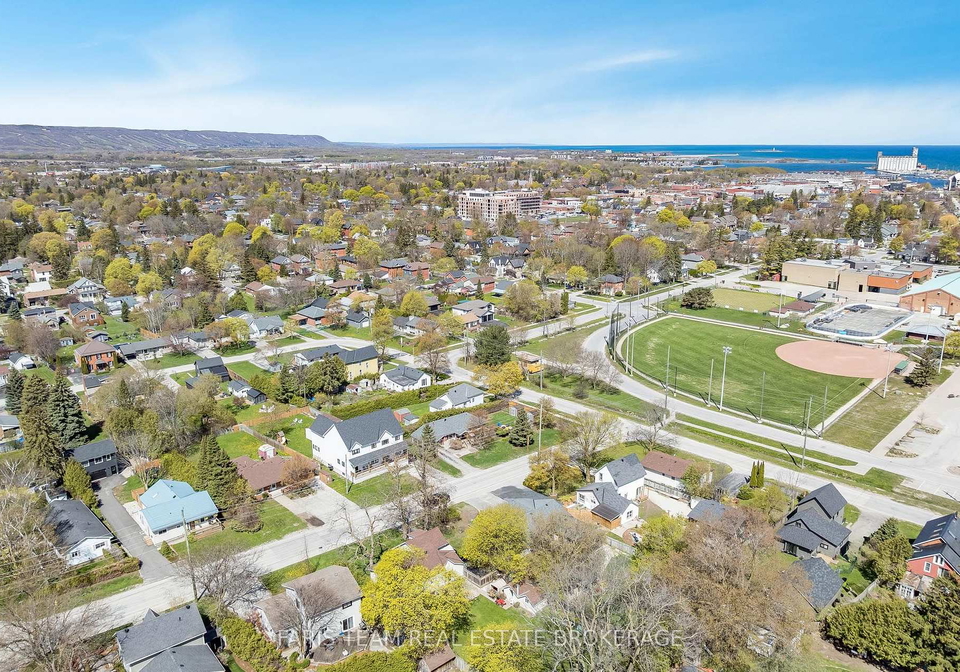32-lorne-avenue-collingwood-ontario-s13544582