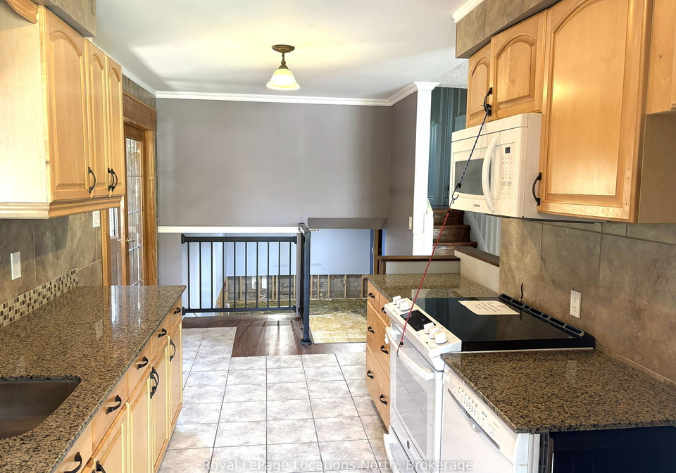 2-lynn-street-tiny-ontario-s13547196