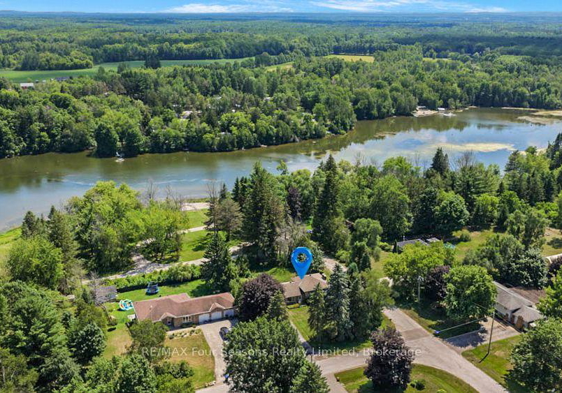 1-elgin-street-clearview-ontario-s13549392