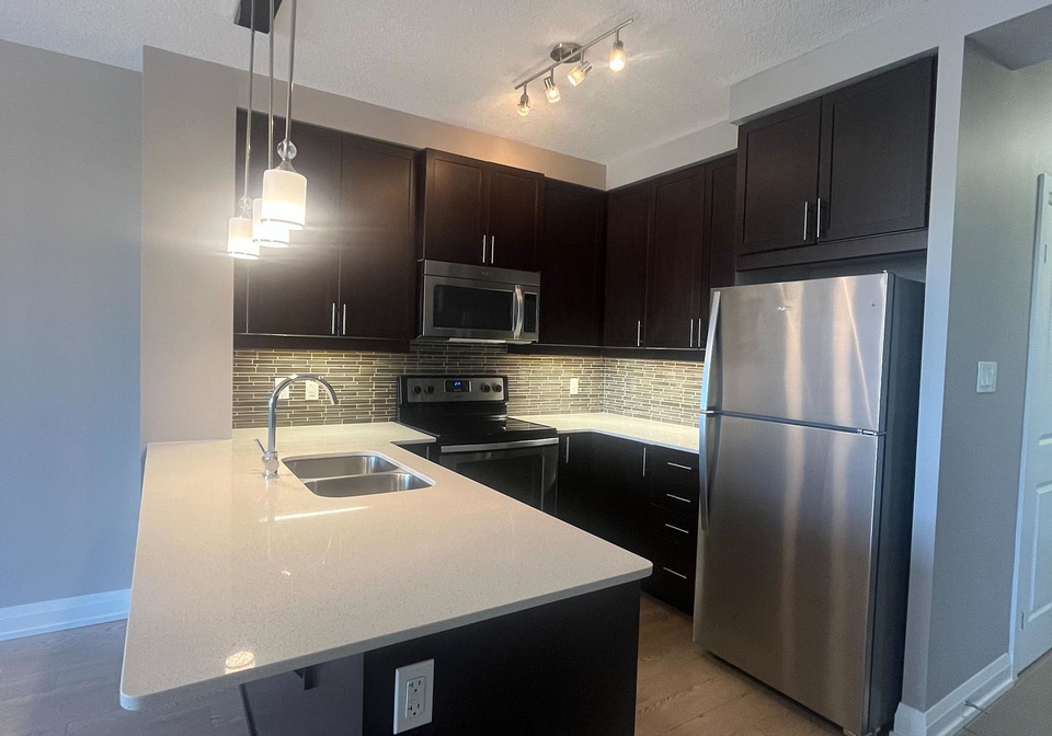15-maple-avenue-barrie-ontario-s13550214