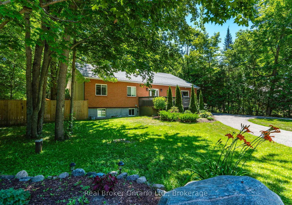 5-sunburn-road-tiny-ontario-s13550896