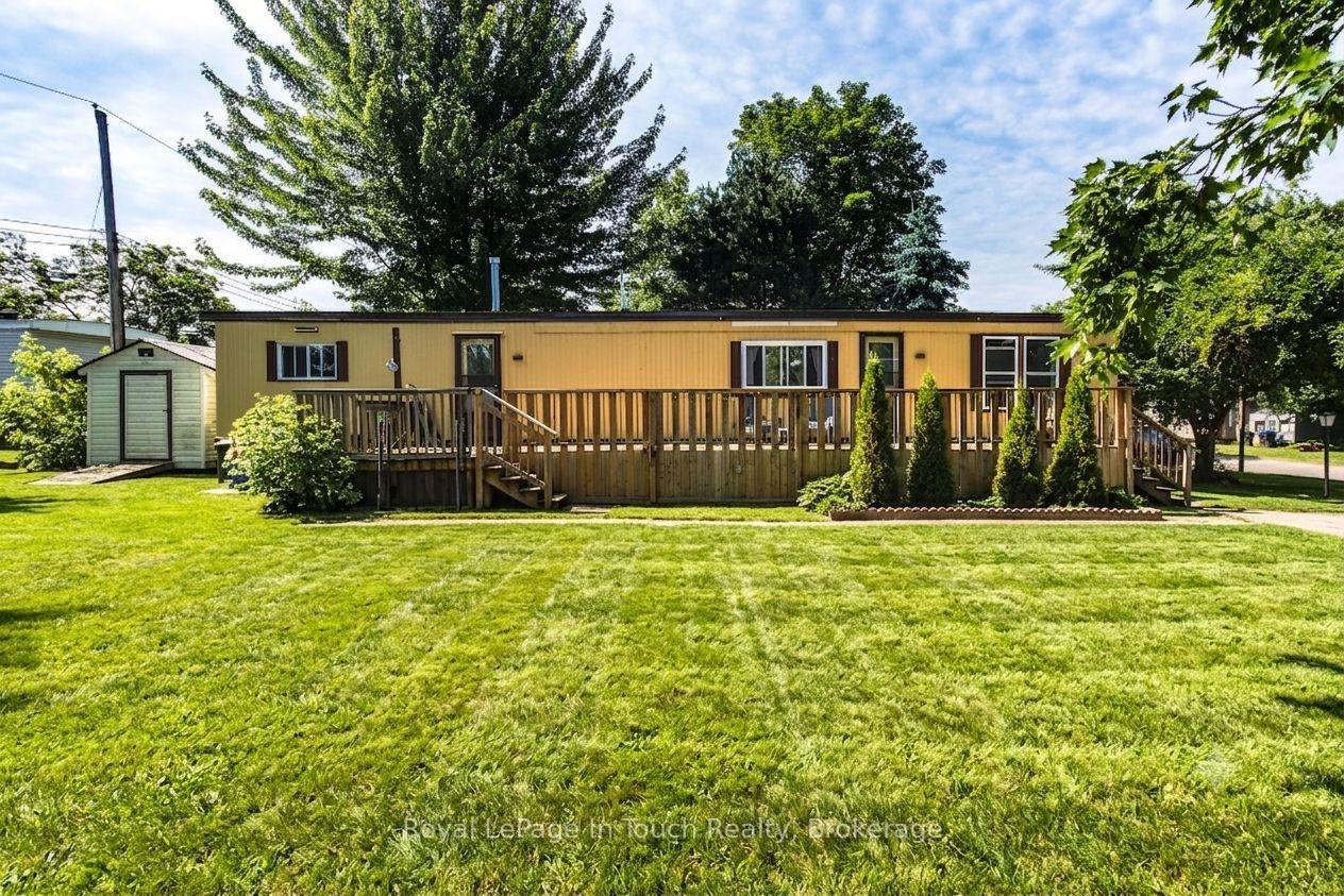 21-vics-road-midland-ontario-s13551836