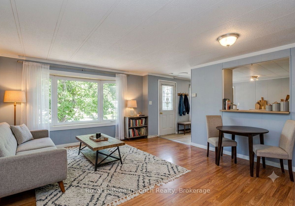 21-vics-road-midland-ontario-s13551836