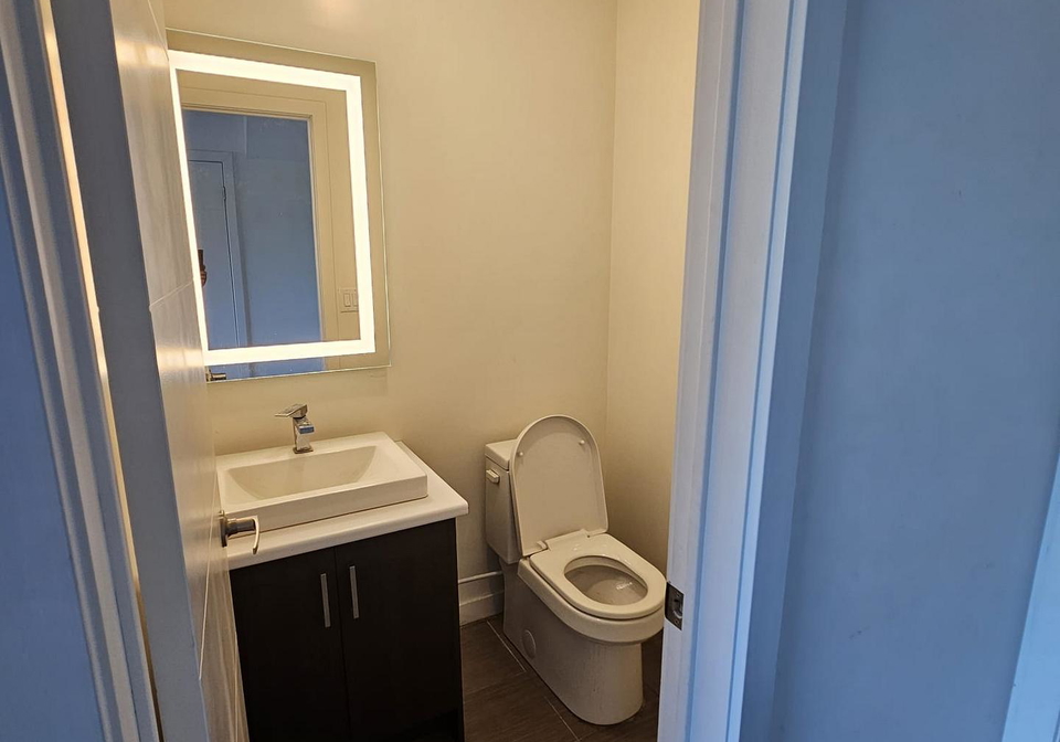 369-essa-road-barrie-ontario-s13552442