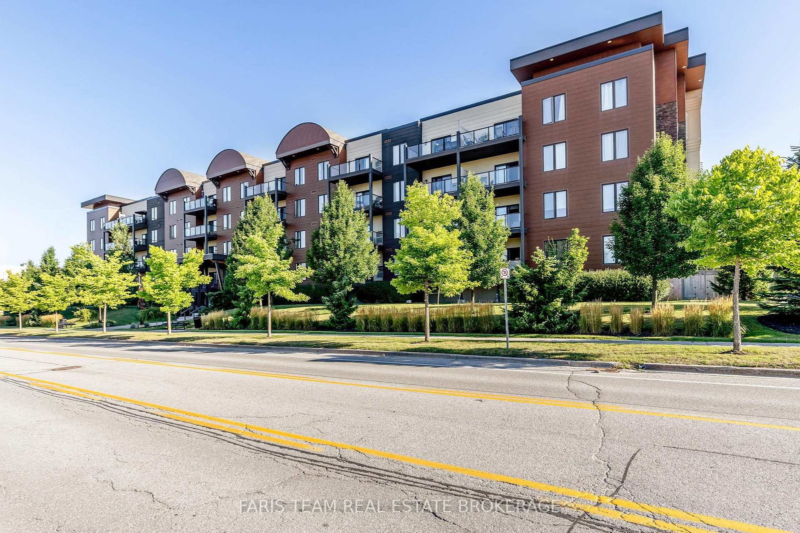 100-dean-avenue-barrie-ontario-s13552614