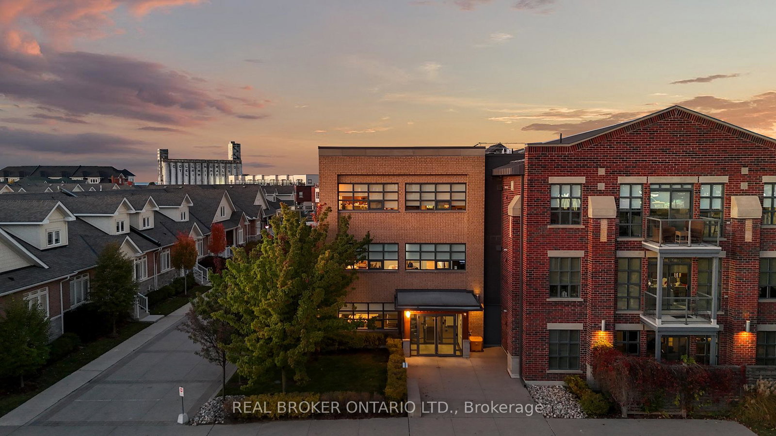 1-shipyard-lane-collingwood-ontario-s13555554
