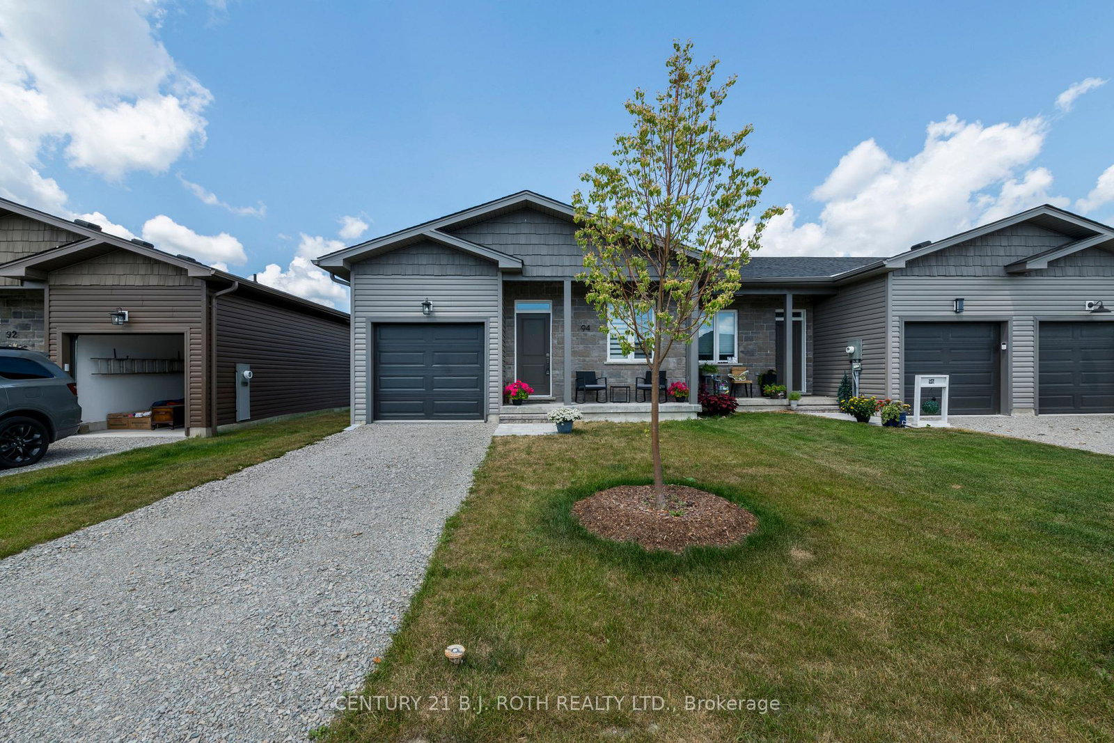 94-brandon-avenue-severn-ontario-s13555774