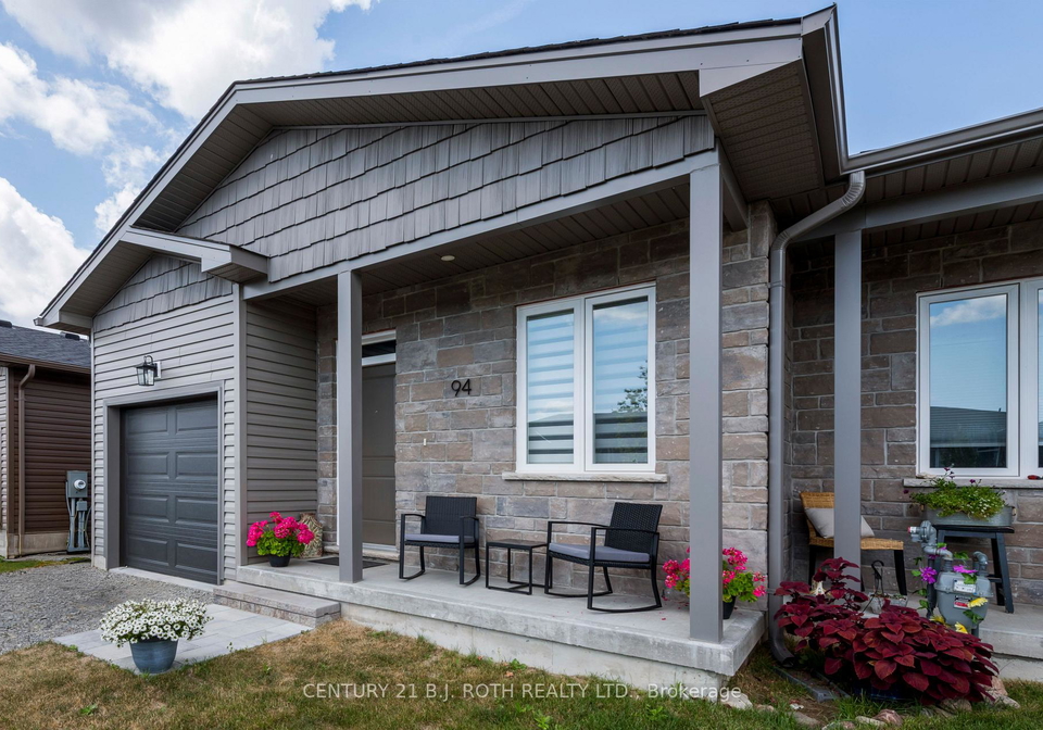 94-brandon-avenue-severn-ontario-s13555774